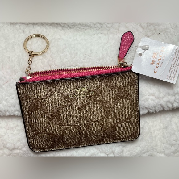 NWT-Coach Signature Set - Picture 5 of 5